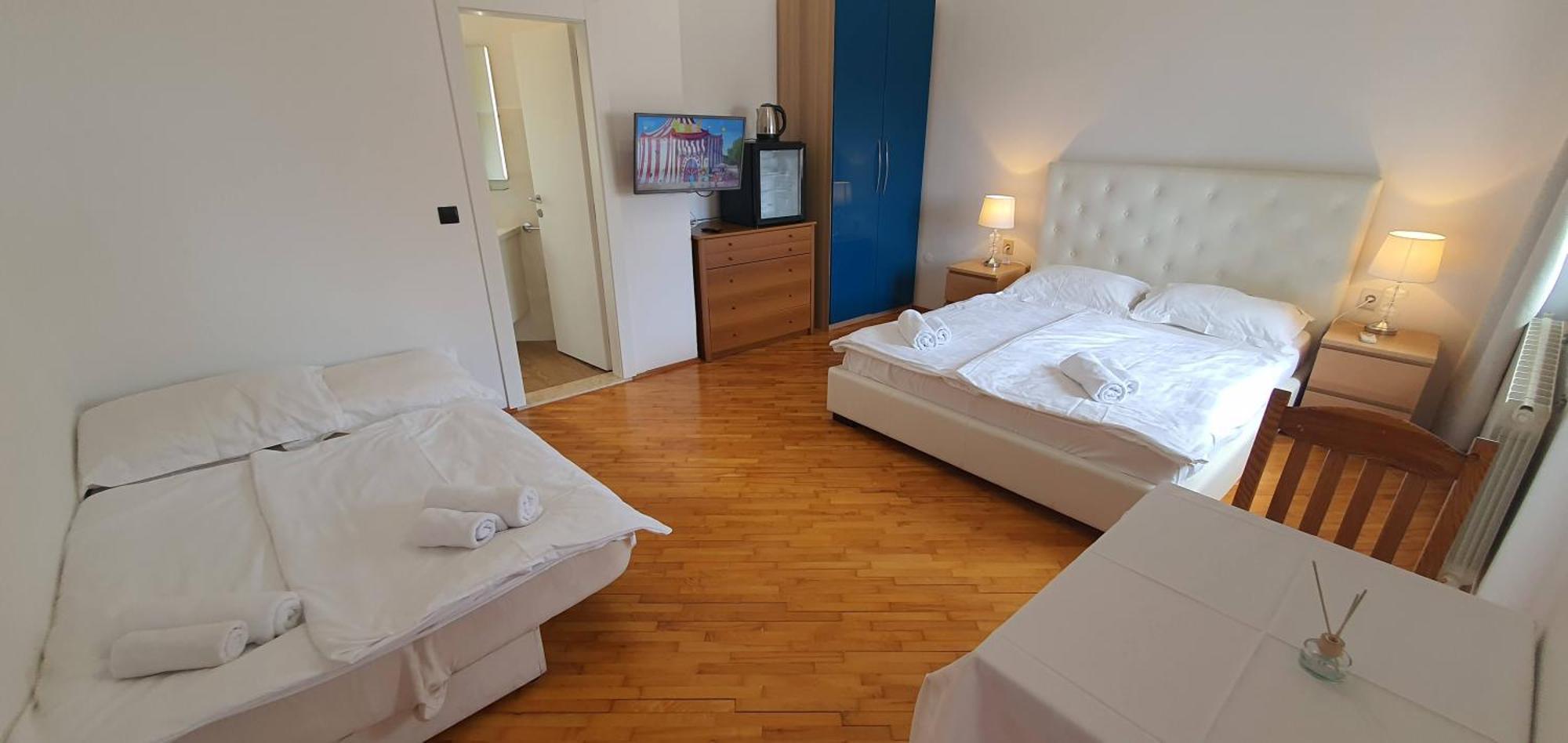 Gargamelo Pension Пореч Экстерьер фото