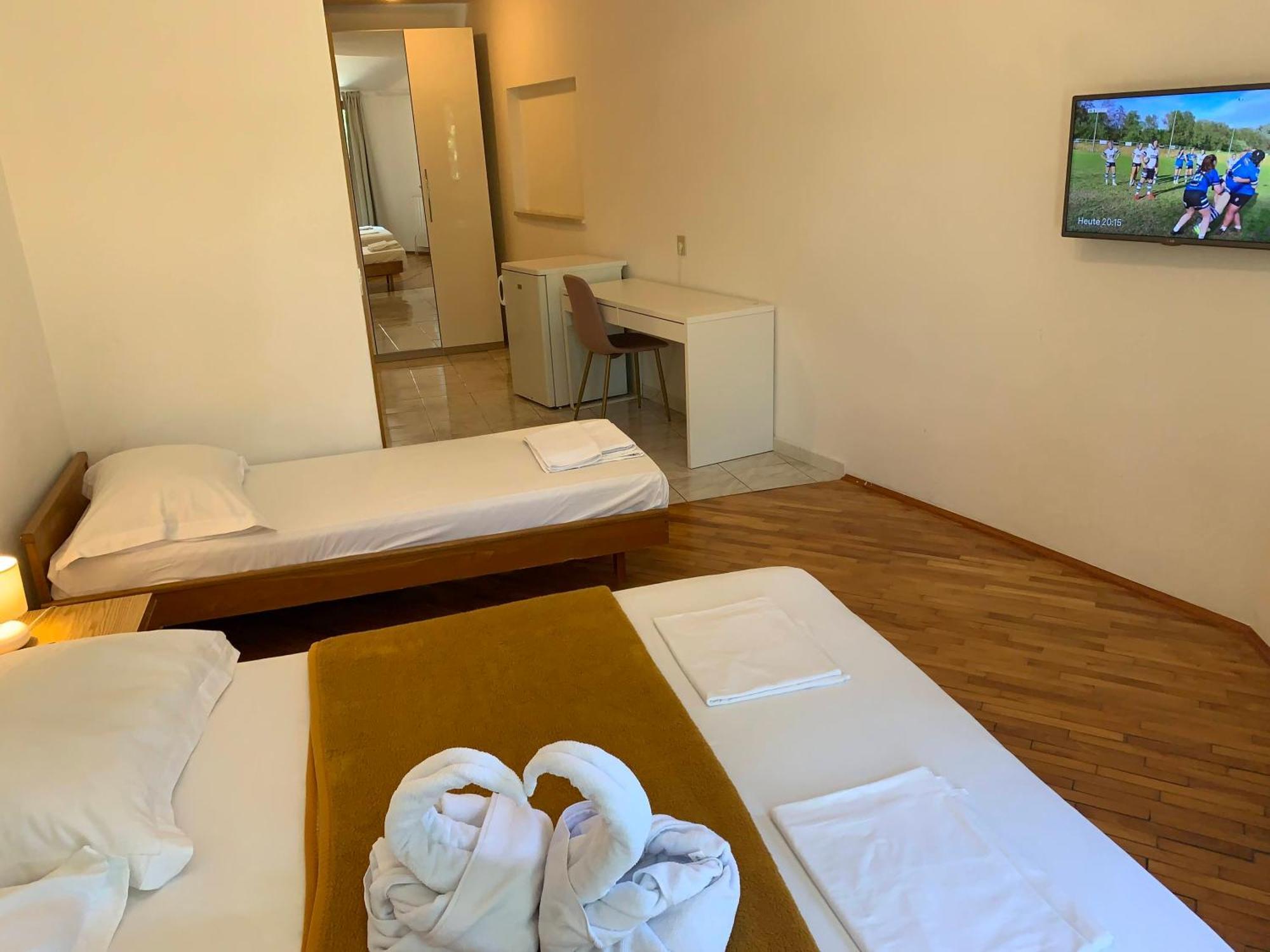 Gargamelo Pension Пореч Экстерьер фото
