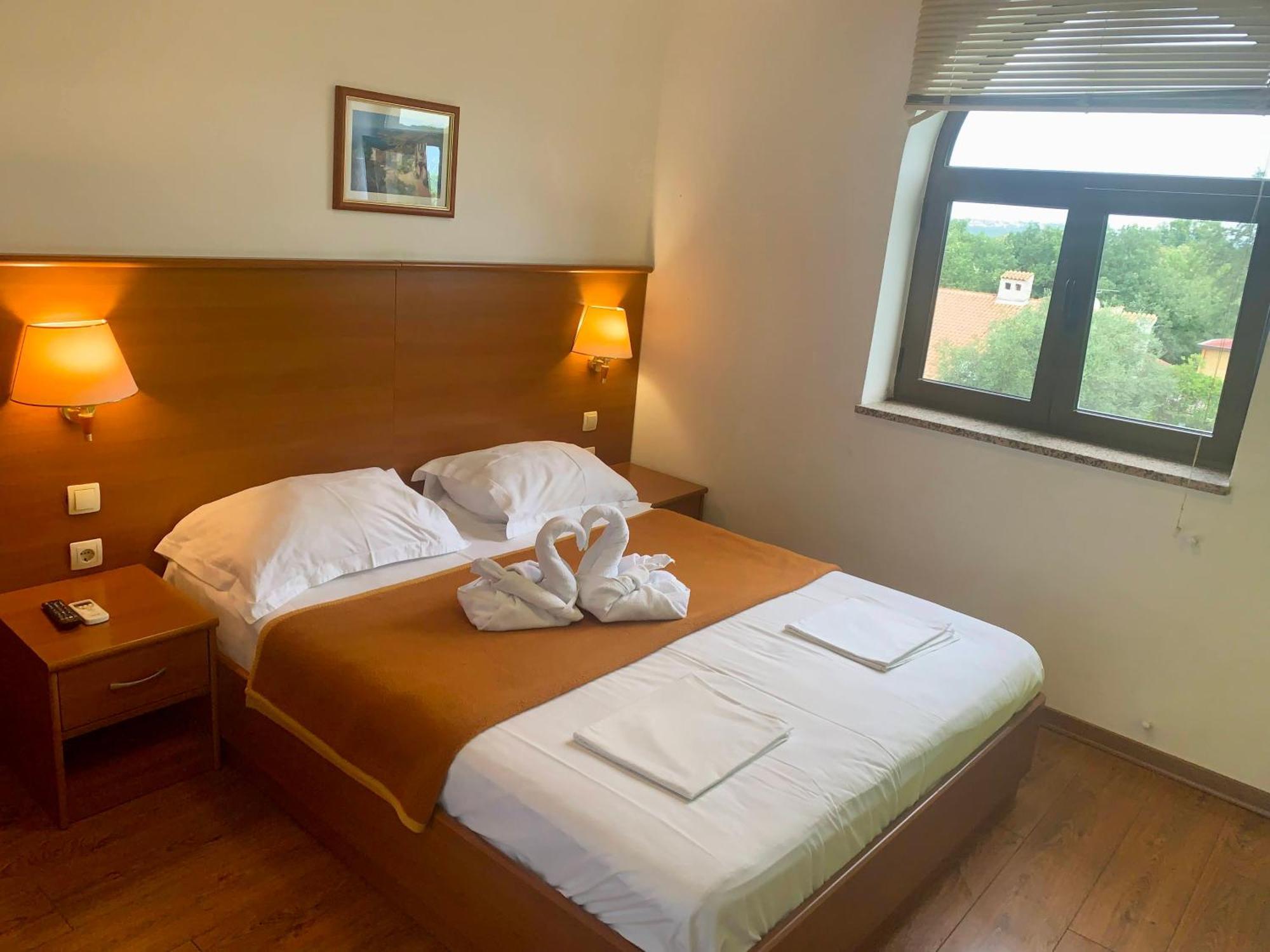 Gargamelo Pension Пореч Экстерьер фото