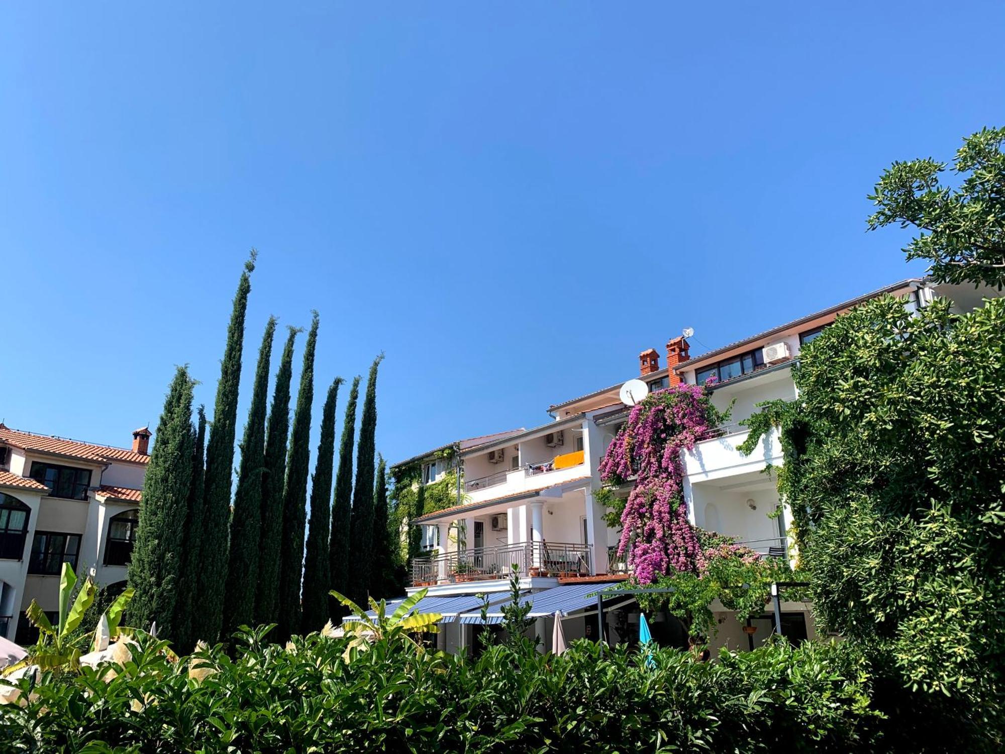 Gargamelo Pension Пореч Экстерьер фото