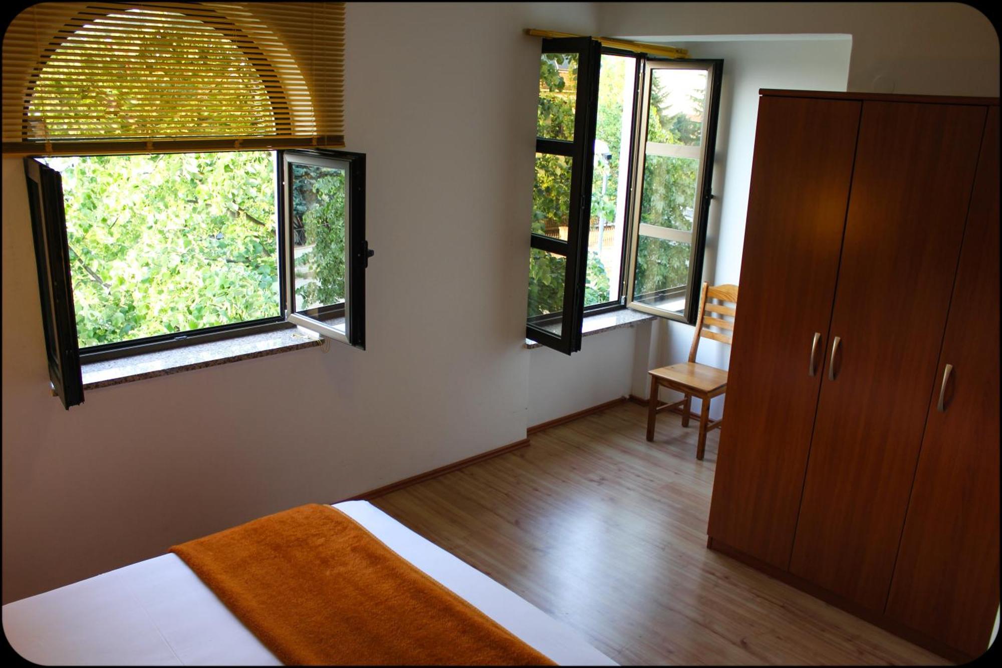 Gargamelo Pension Пореч Экстерьер фото